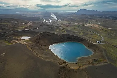 景點參考照片:克拉夫拉火山 Víti